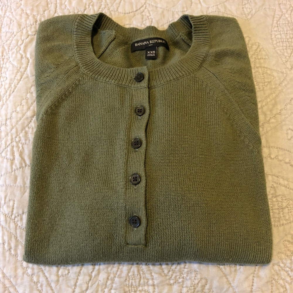 Banana Republic factory Raglan Henley sweater - Picture 4 of 5
